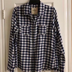 Hollister plaid buttons down top